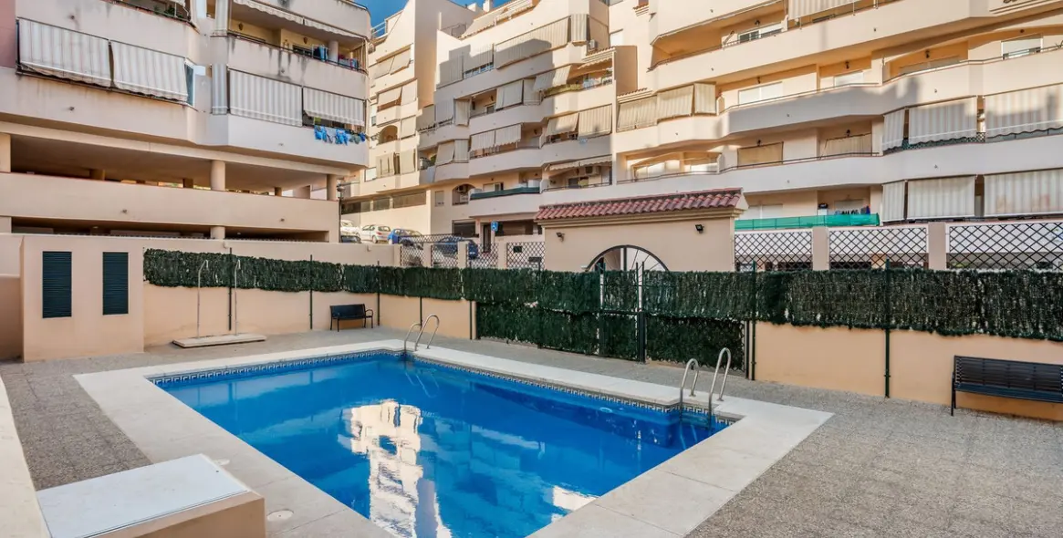 Sale of penthouse in Estepona 18