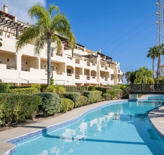 Sale of penthouse in Miraflores