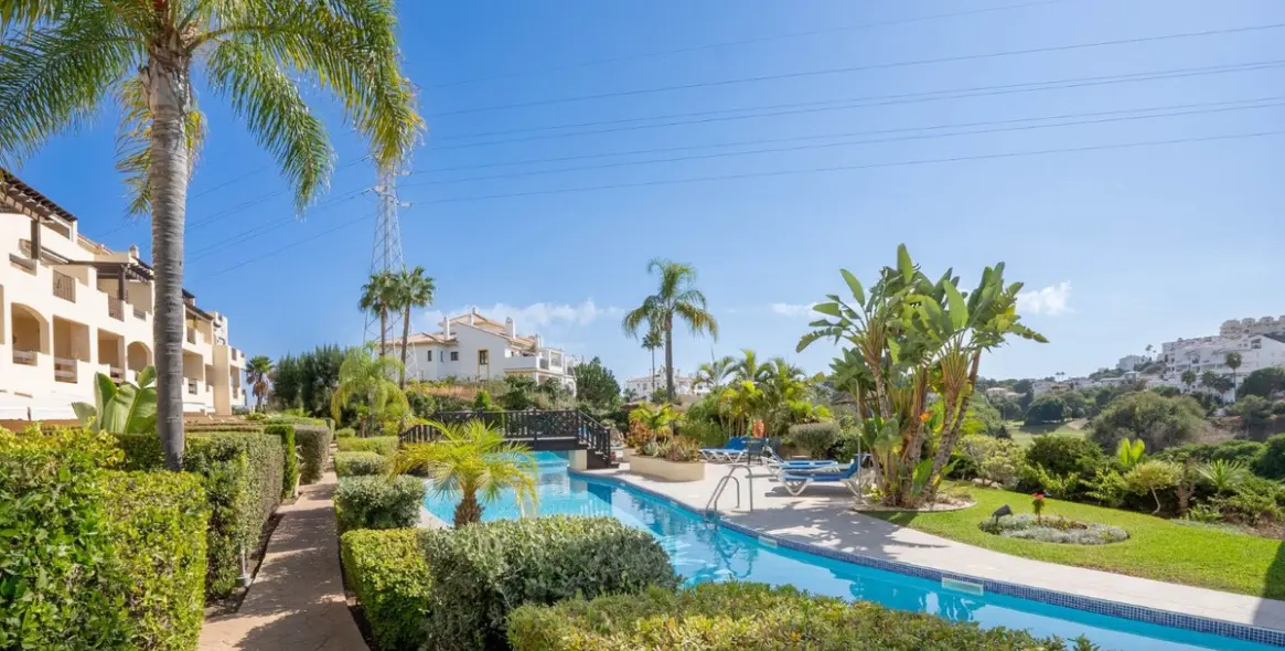 Sale of penthouse in Miraflores 2