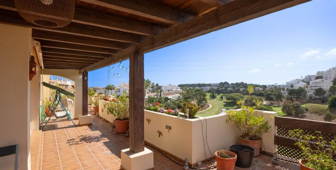 Sale of penthouse in Miraflores 11