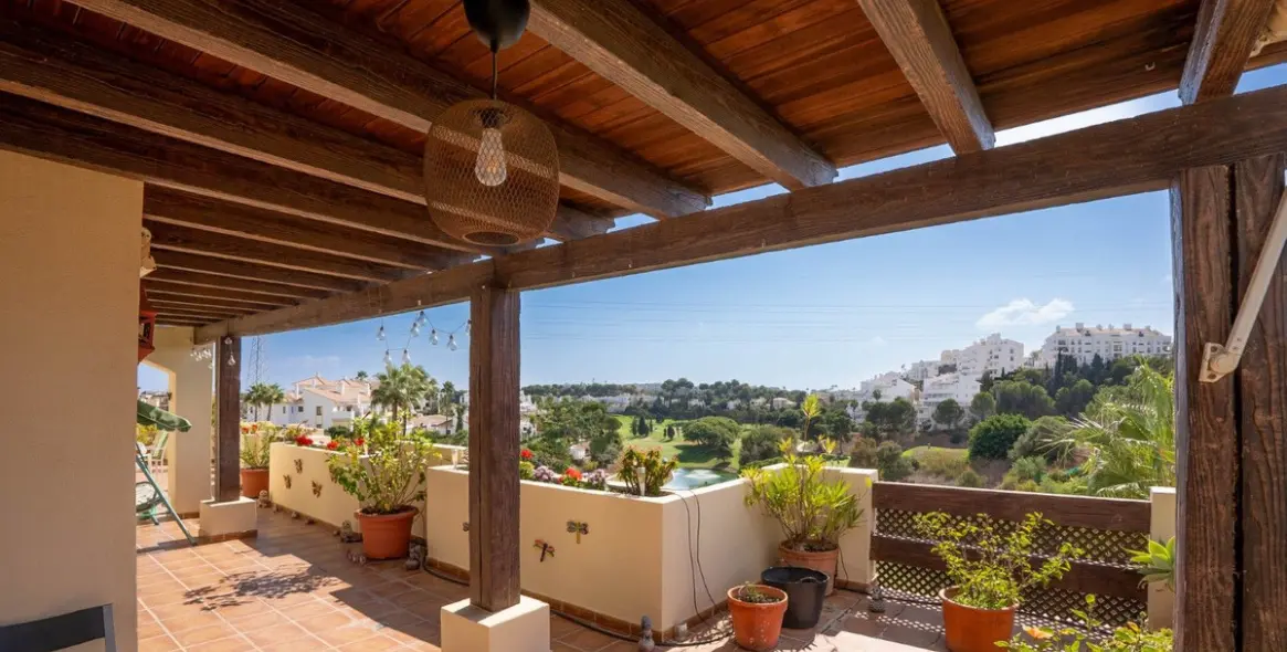 Sale of penthouse in Miraflores 16