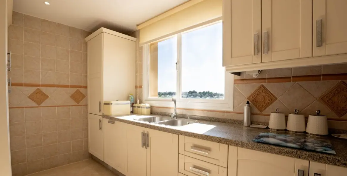 Sale of penthouse in Miraflores 23