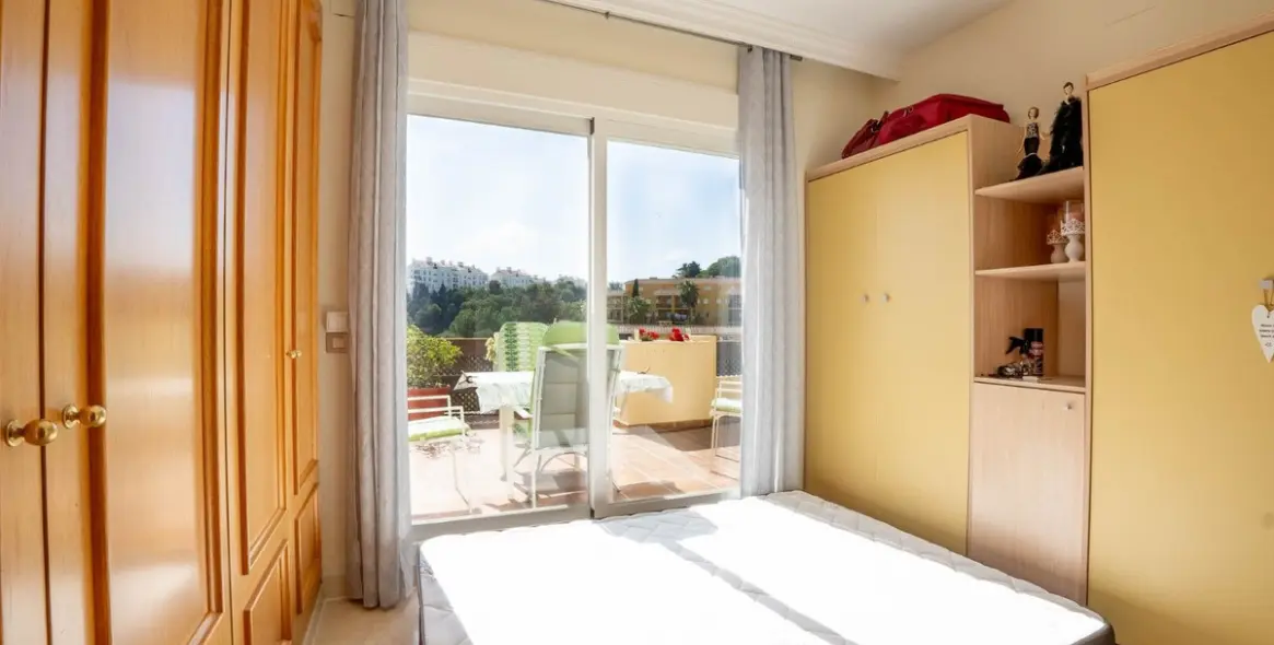 Sale of penthouse in Miraflores 32