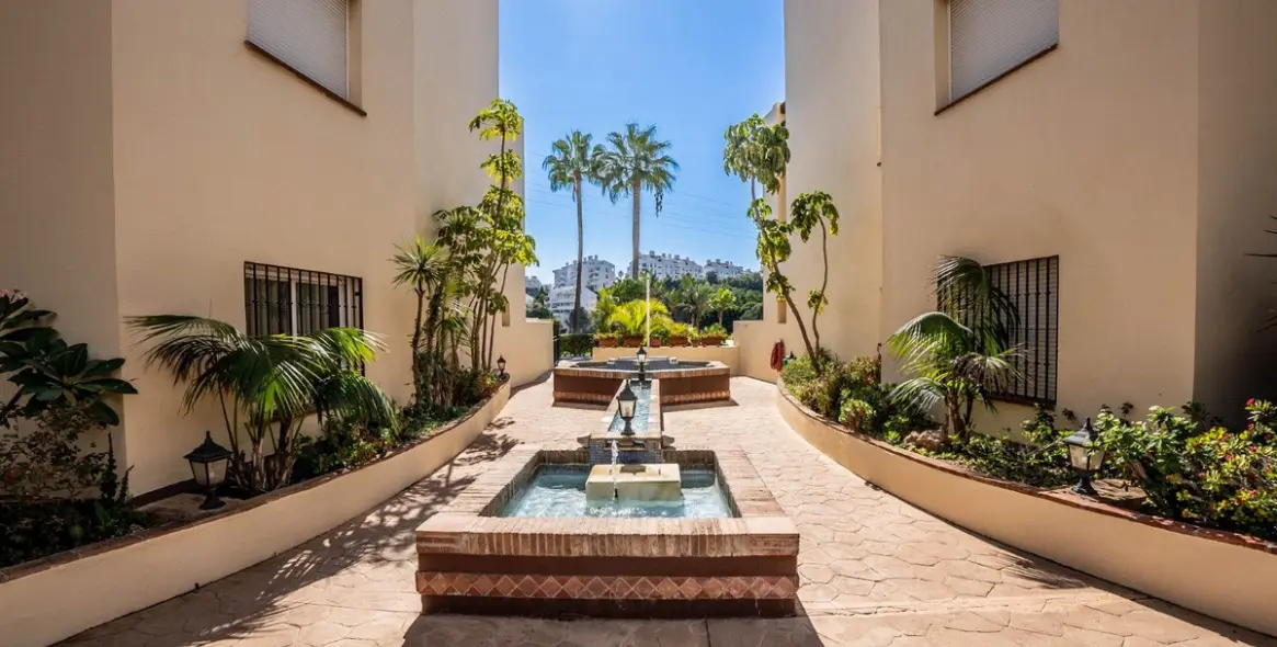 Sale of penthouse in Miraflores 33