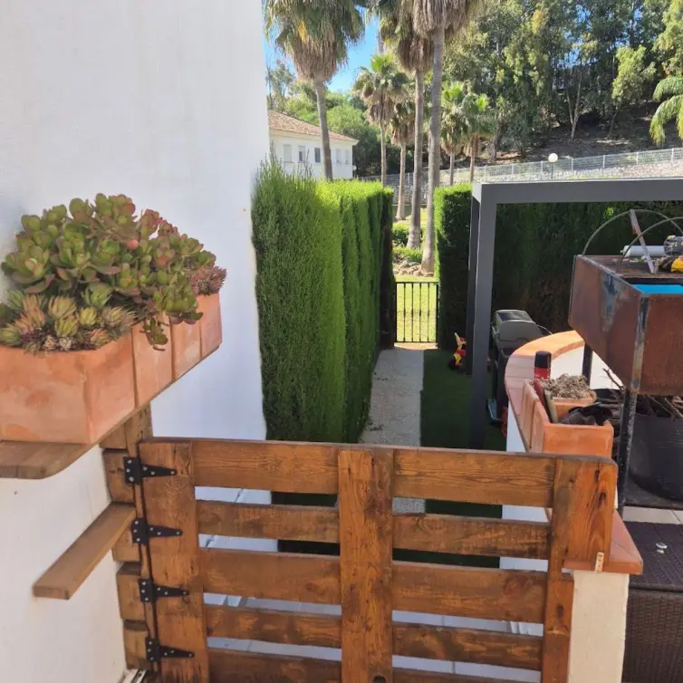 Sale of townhouse in El Hornillo