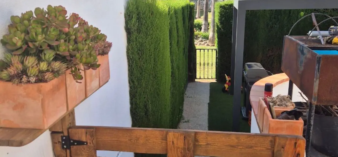 Sale of townhouse in El Hornillo 3