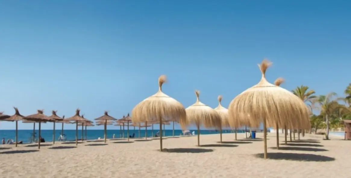 Sale of ground floor apartment in Benahavís 17