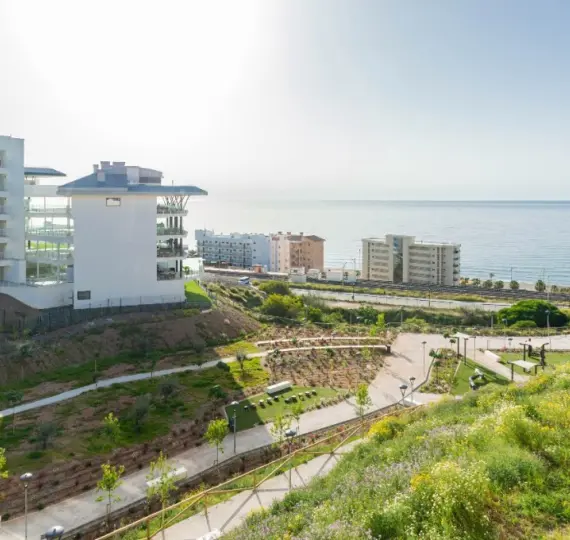 Sale of middle floor apartment in Carvajal