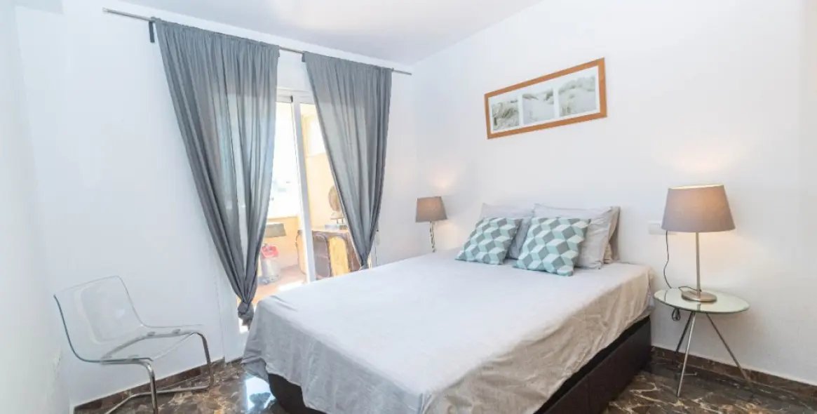 Продажа апартаментов на среднем этаже в Carvajal 25