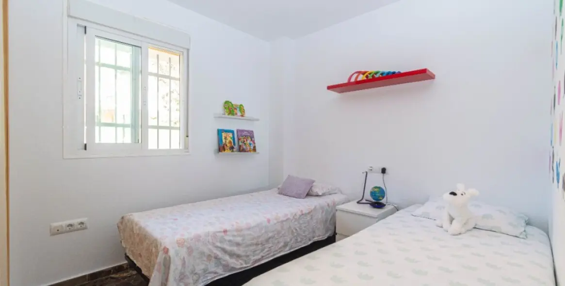 Продажа апартаментов на среднем этаже в Carvajal 27