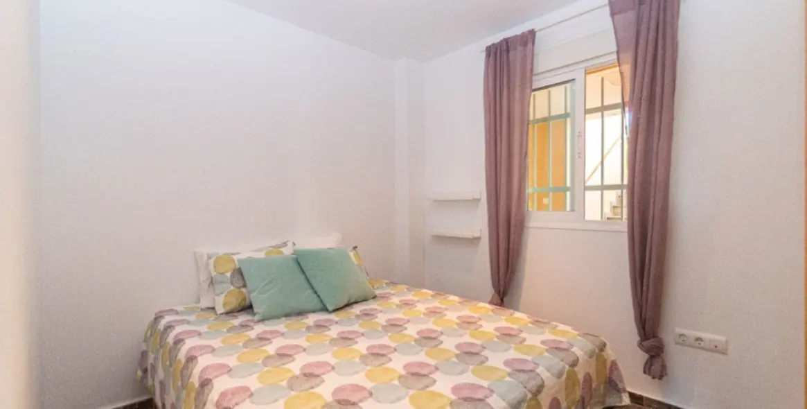 Продажа апартаментов на среднем этаже в Carvajal 30