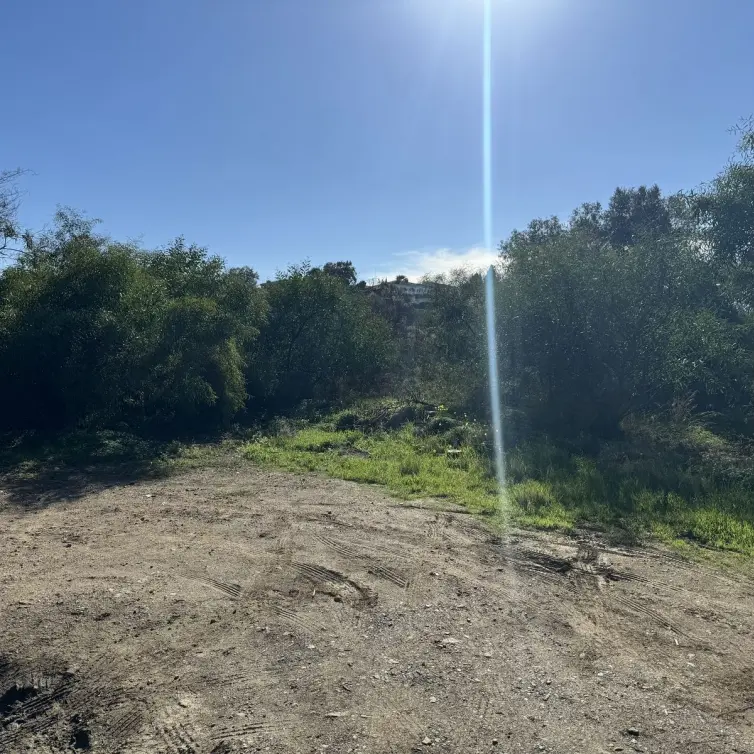 Sale of residential plot in Elviria