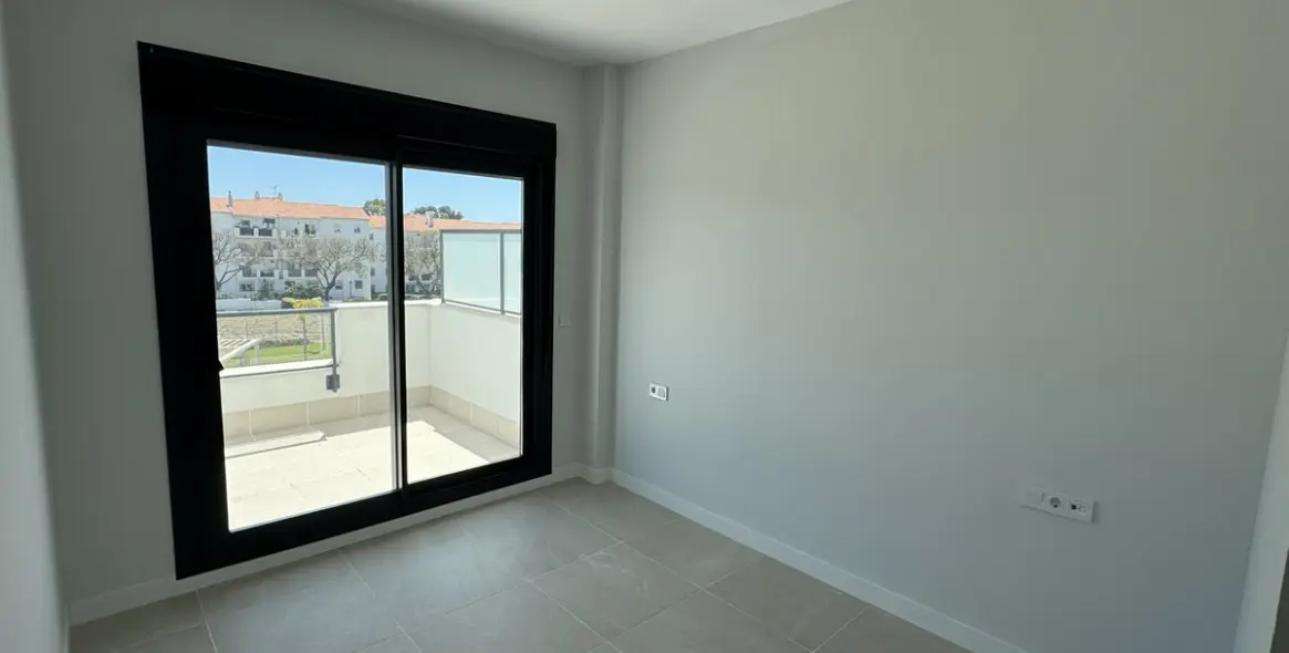 Sale of penthouse in Selwo 17