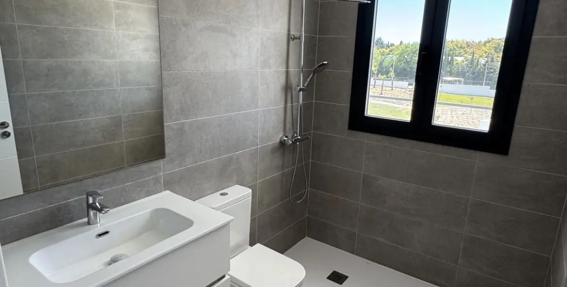 Sale of penthouse in Selwo 18