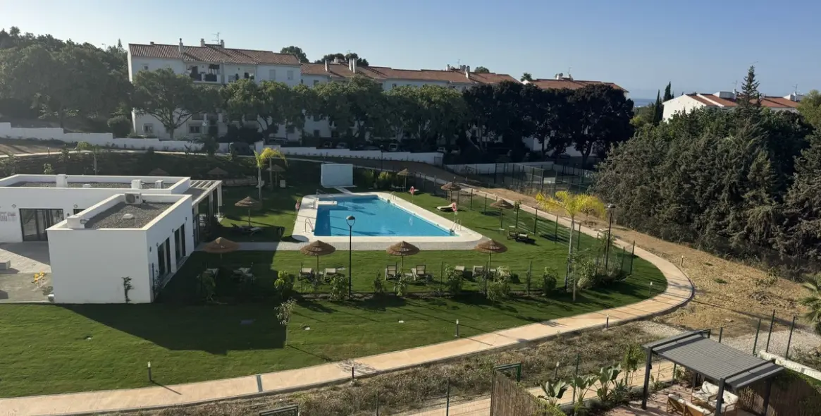 Sale of penthouse in Selwo 19