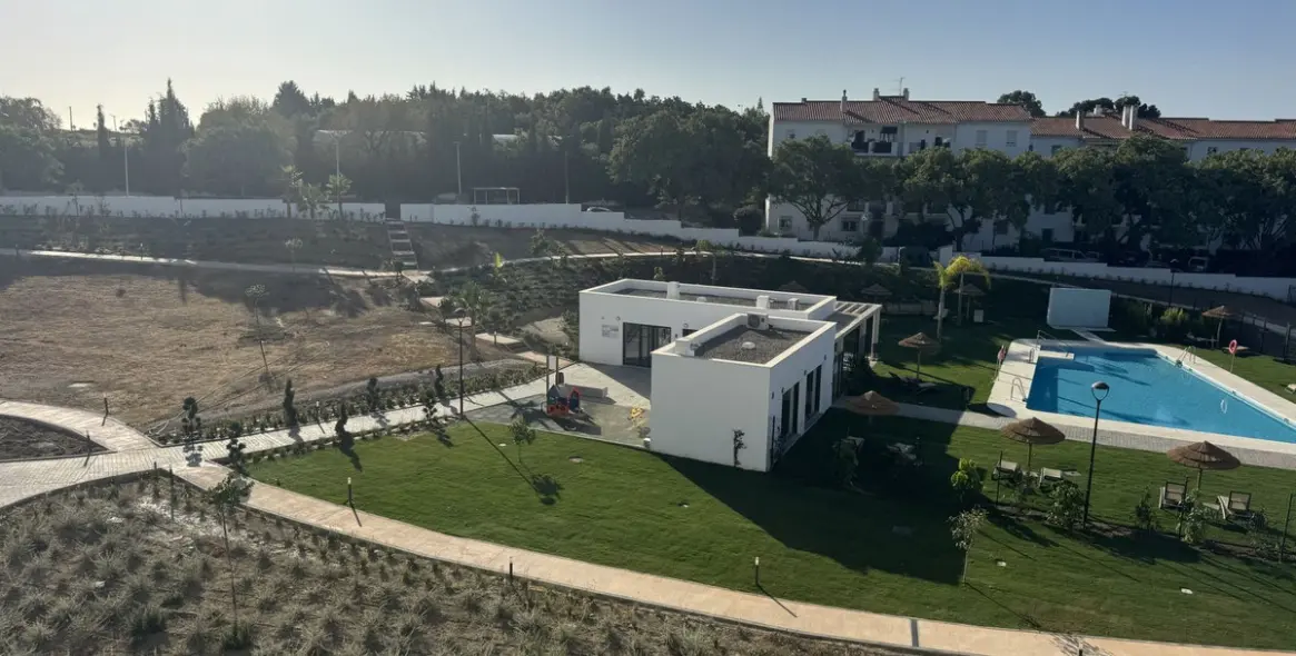 Venta de ático en Selwo 21