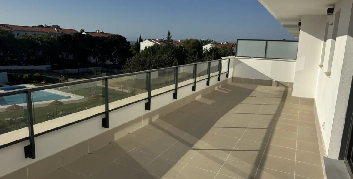 Venta de ático en Selwo 24