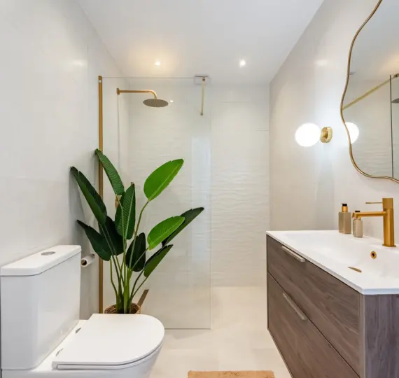 Venta de apartamento en planta baja en San Pedro de Alcántara