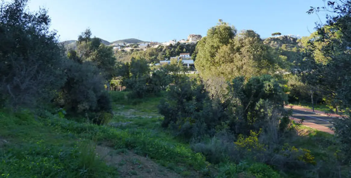 Продажа  жилого участка в Benalmadena Pueblo 3