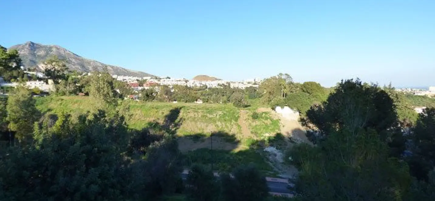 Продажа  жилого участка в Benalmadena Pueblo 1