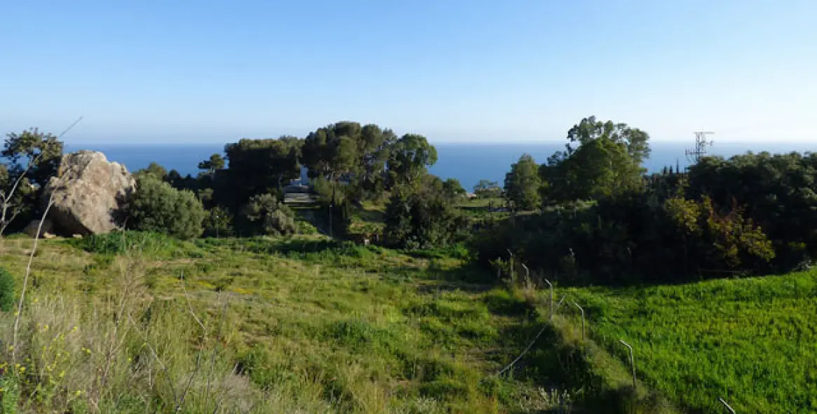 Продажа  жилого участка в Benalmadena Pueblo 1