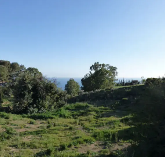 Продажа  жилого участка в Benalmadena Pueblo