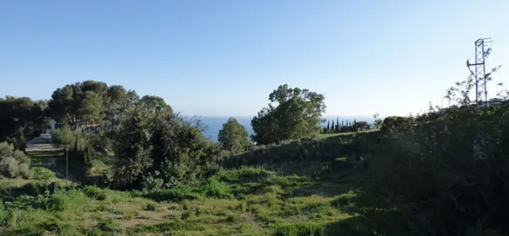 Продажа  жилого участка в Benalmadena Pueblo 1