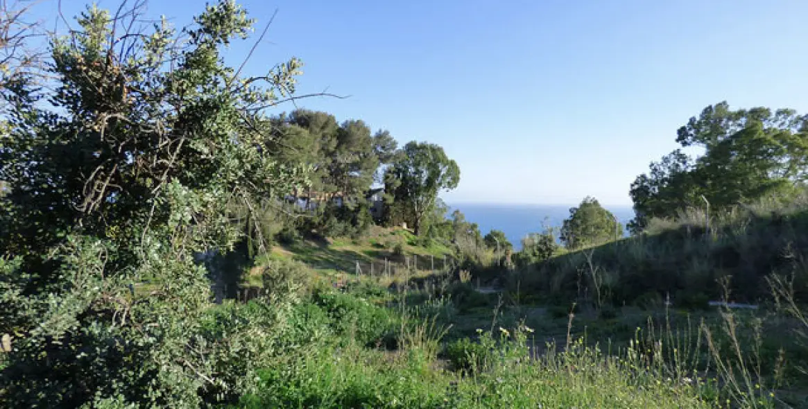 Продажа  жилого участка в Benalmadena Pueblo 4