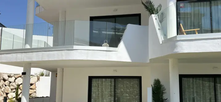 Sale of middle floor apartment in Fuengirola 0