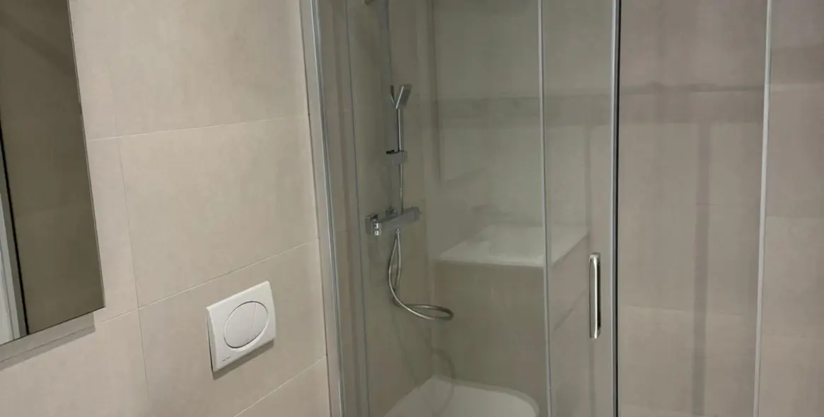 Sale of middle floor apartment in Fuengirola 8