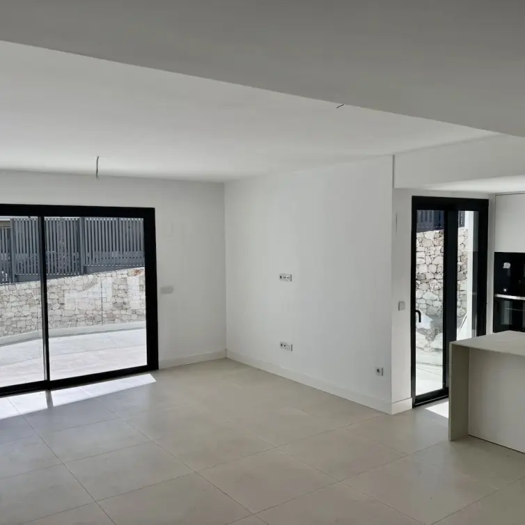Venta de apartamento en planta media en Fuengirola