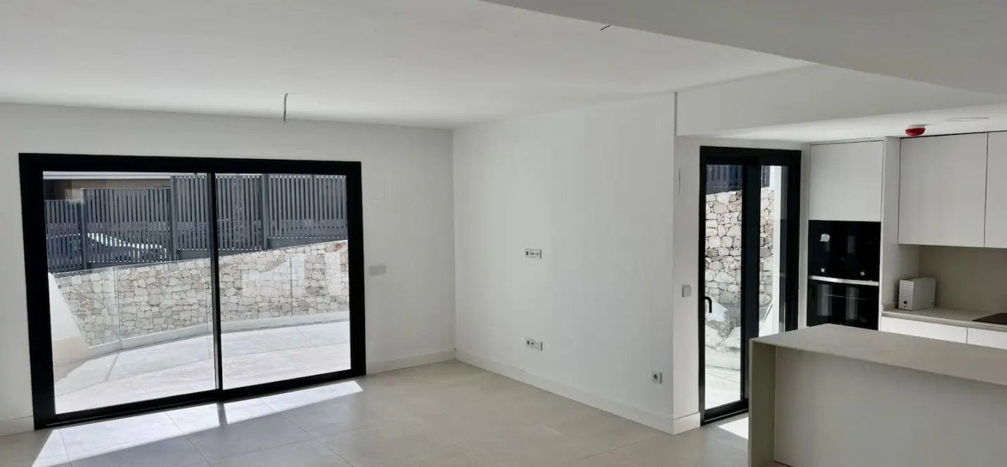 Venta de apartamento en planta media en Fuengirola 4
