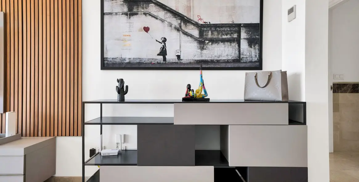 Venta de apartamento en planta media en Elviria 5