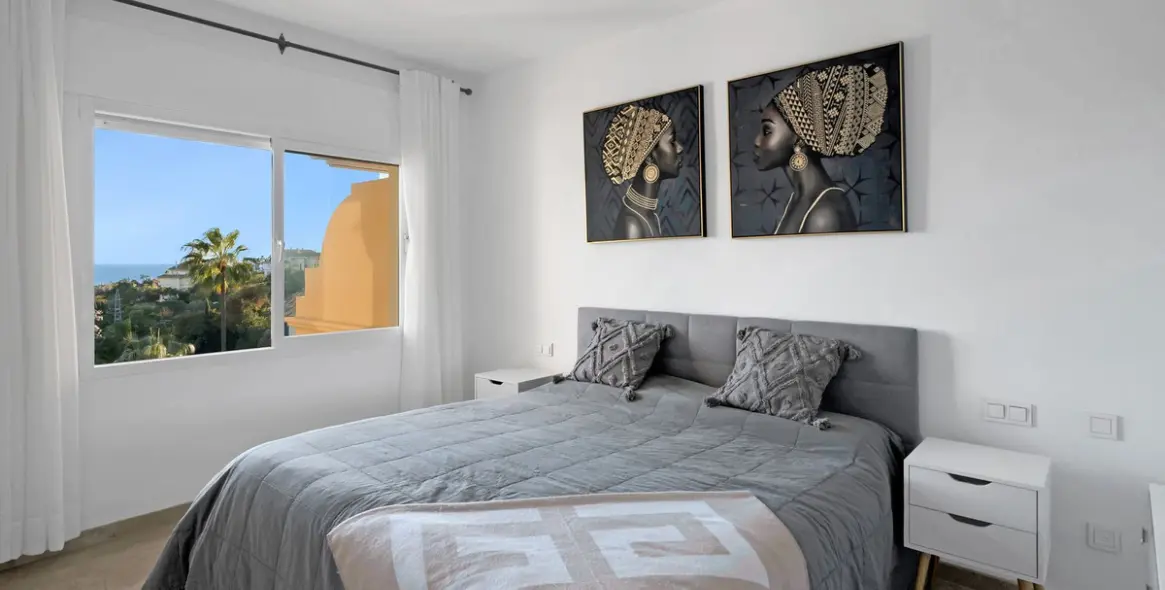 Venta de apartamento en planta media en Elviria 7