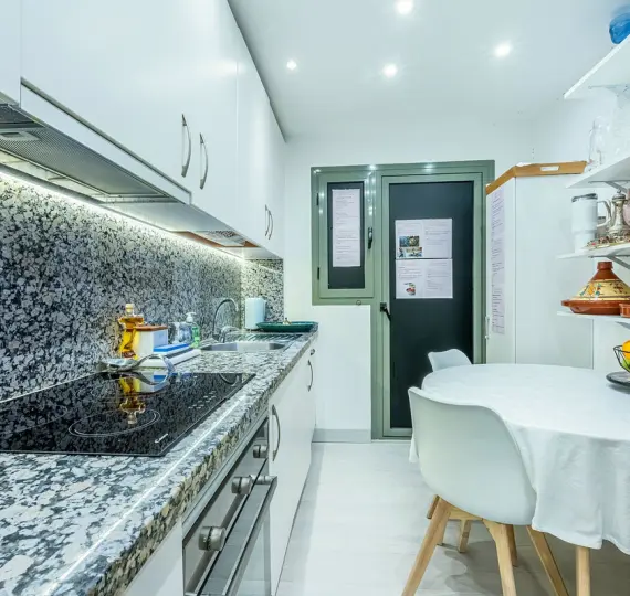 Venta de apartamento en planta baja en Estepona