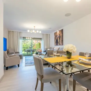 Venta de apartamento en planta baja en Estepona