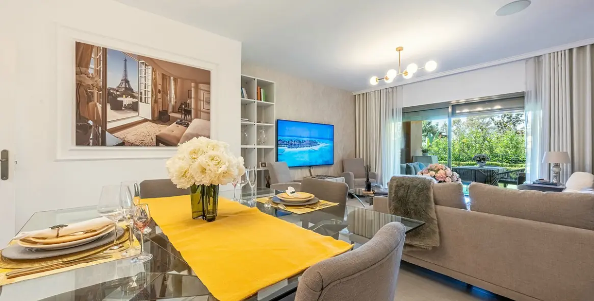 Venta de apartamento en planta baja en Estepona 17