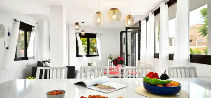 Продажа  отдельно стоящей виллы в Torrenueva 0