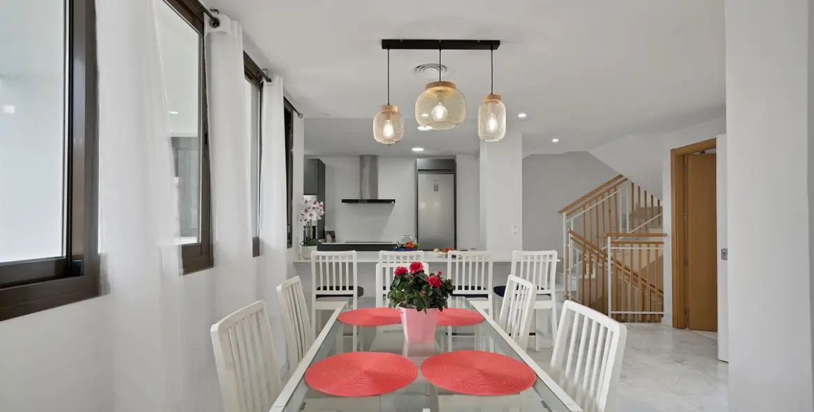 Продажа  отдельно стоящей виллы в Torrenueva 2