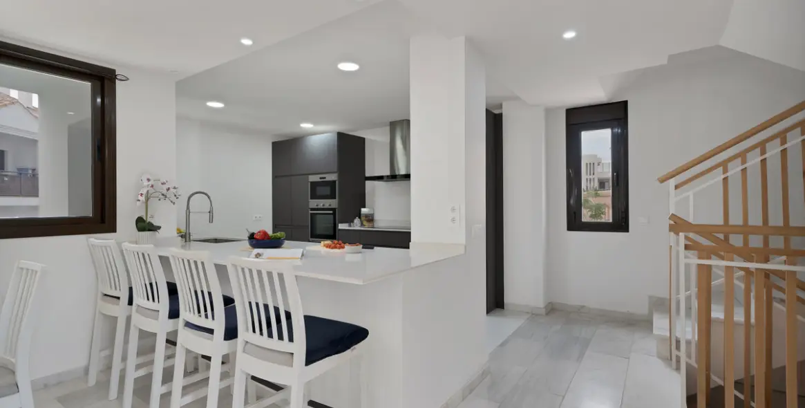 Продажа  отдельно стоящей виллы в Torrenueva 3