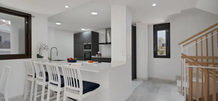 Продажа  отдельно стоящей виллы в Torrenueva 2