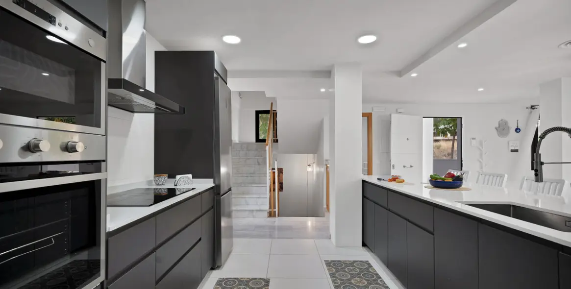 Продажа  отдельно стоящей виллы в Torrenueva 7