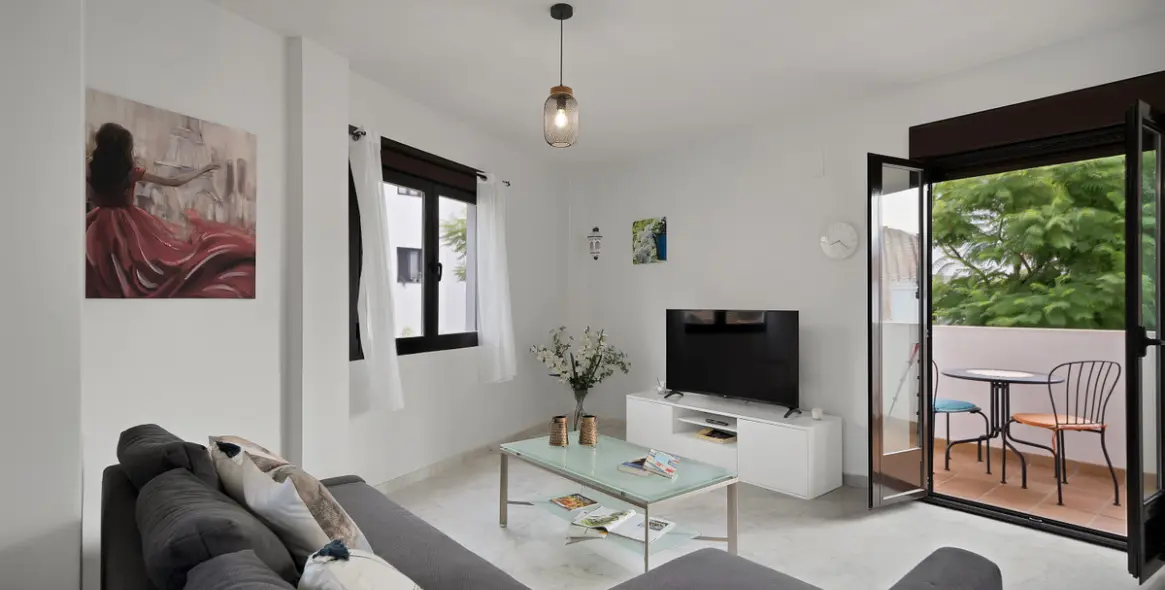 Продажа  отдельно стоящей виллы в Torrenueva 13