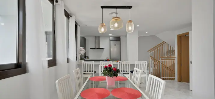 Venta de villa independiente en Riviera del Sol 1