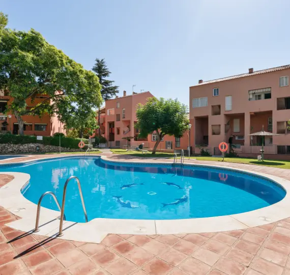 Sale of ground floor apartment in Marbella