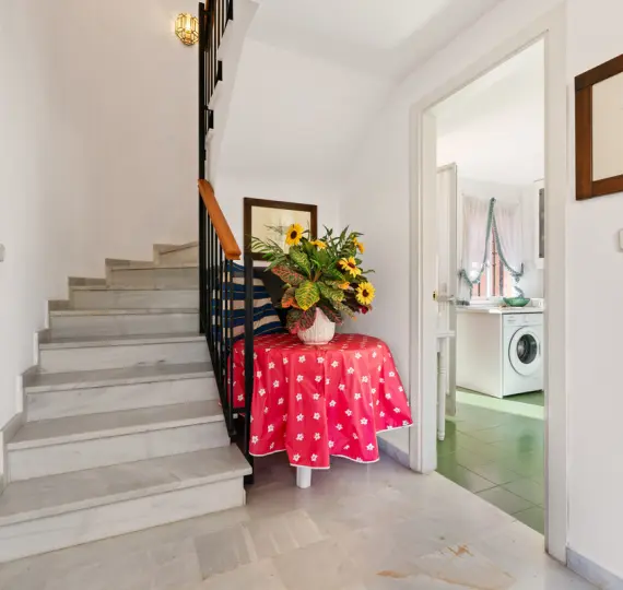 Sale of ground floor apartment in Marbella