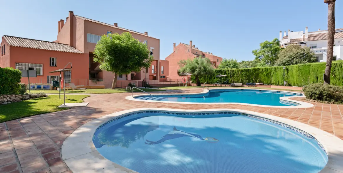 Sale of ground floor apartment in Marbella 15