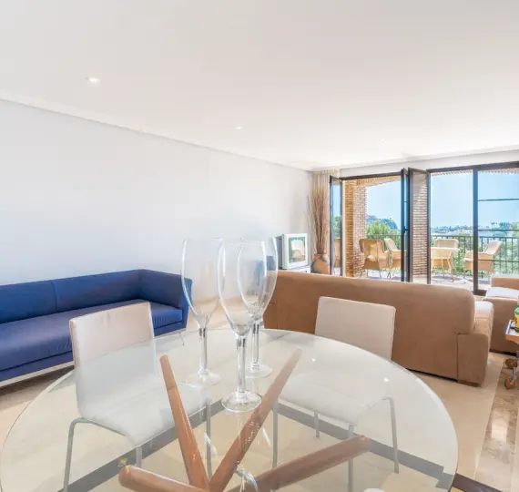 Sale of middle floor apartment in Los Arqueros
