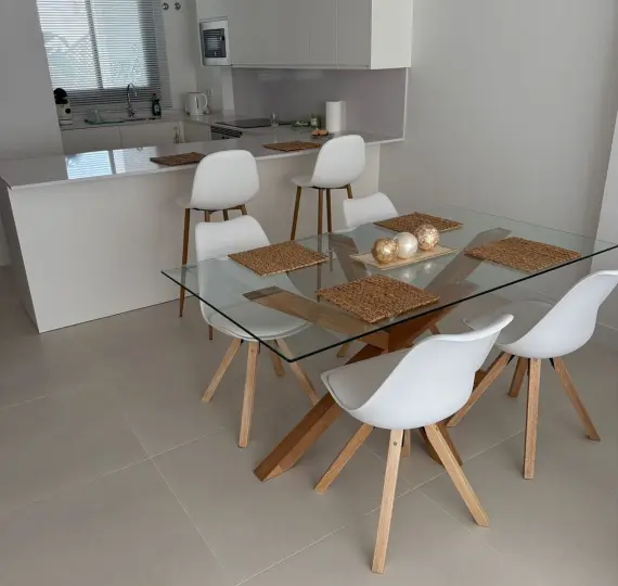 Продажа апартаментов на первом этаже в Benalmadena Costa