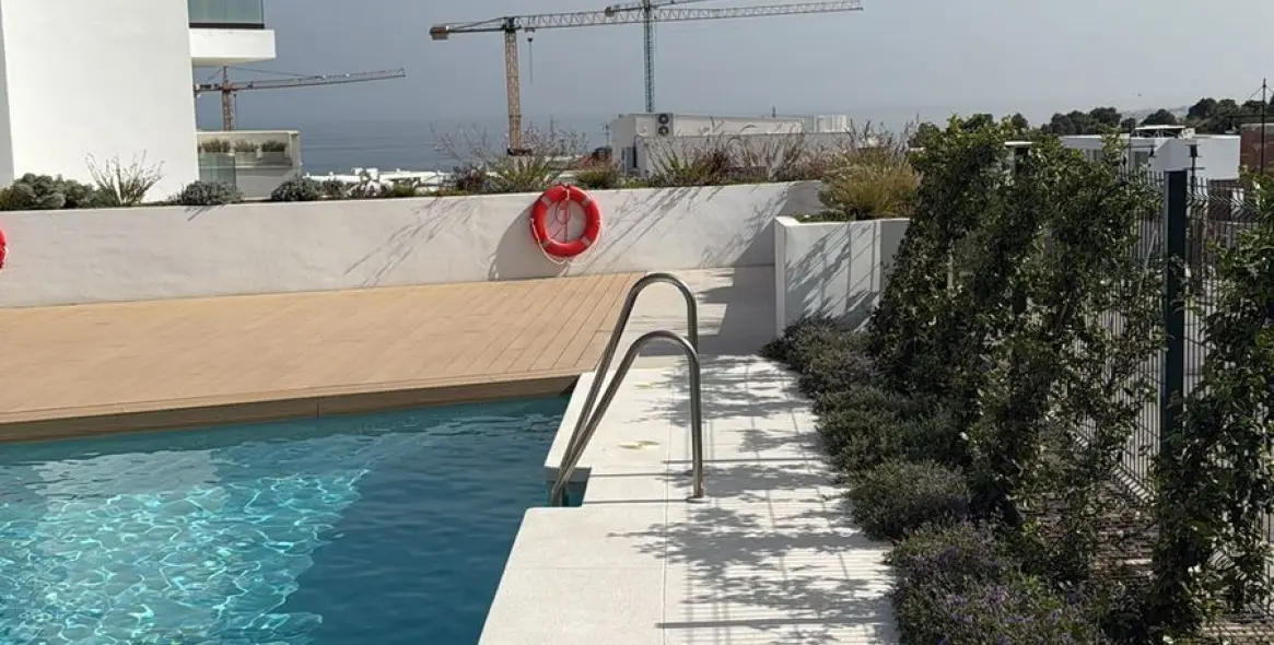 Продажа апартаментов на первом этаже в Benalmadena Costa 19